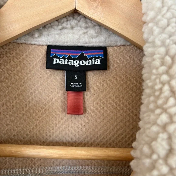 Patagonia Women's Classic Retro-X® Fleece Jacket size Small - Picture 4 of 9